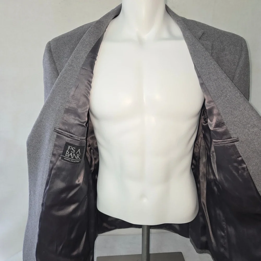 Jos‎ A Bank Mens Wool Silk Blend Charcoal Gray Blazer Sport Coat Size 44S Jacket